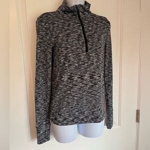 Lou & Grey Ribbed Zip Top